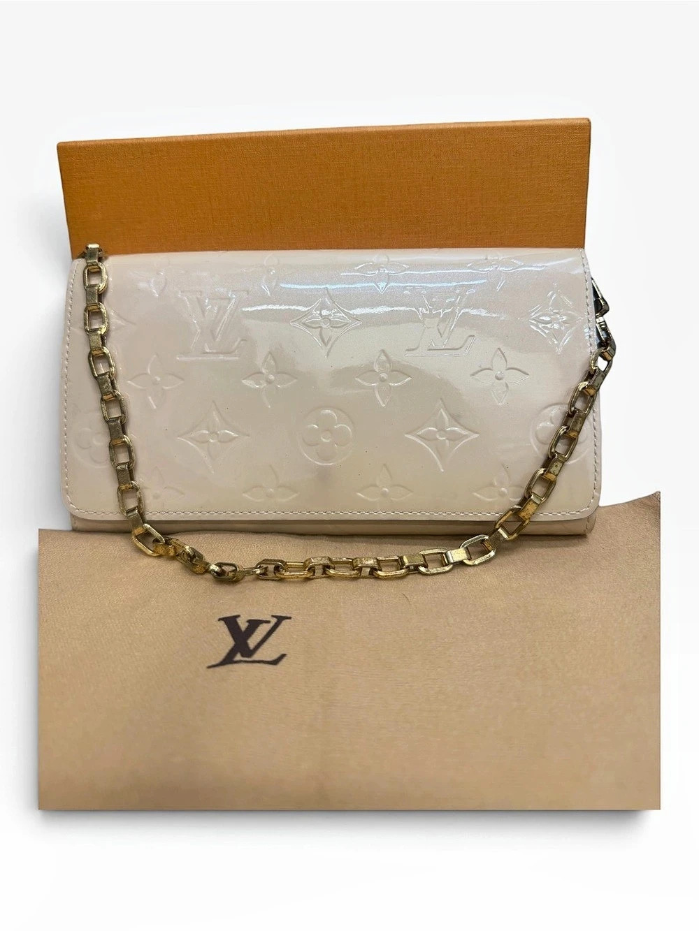 Authentic Louis Vuitton Monogram Vernis Chain Wallet Shoulder Bag in Beige